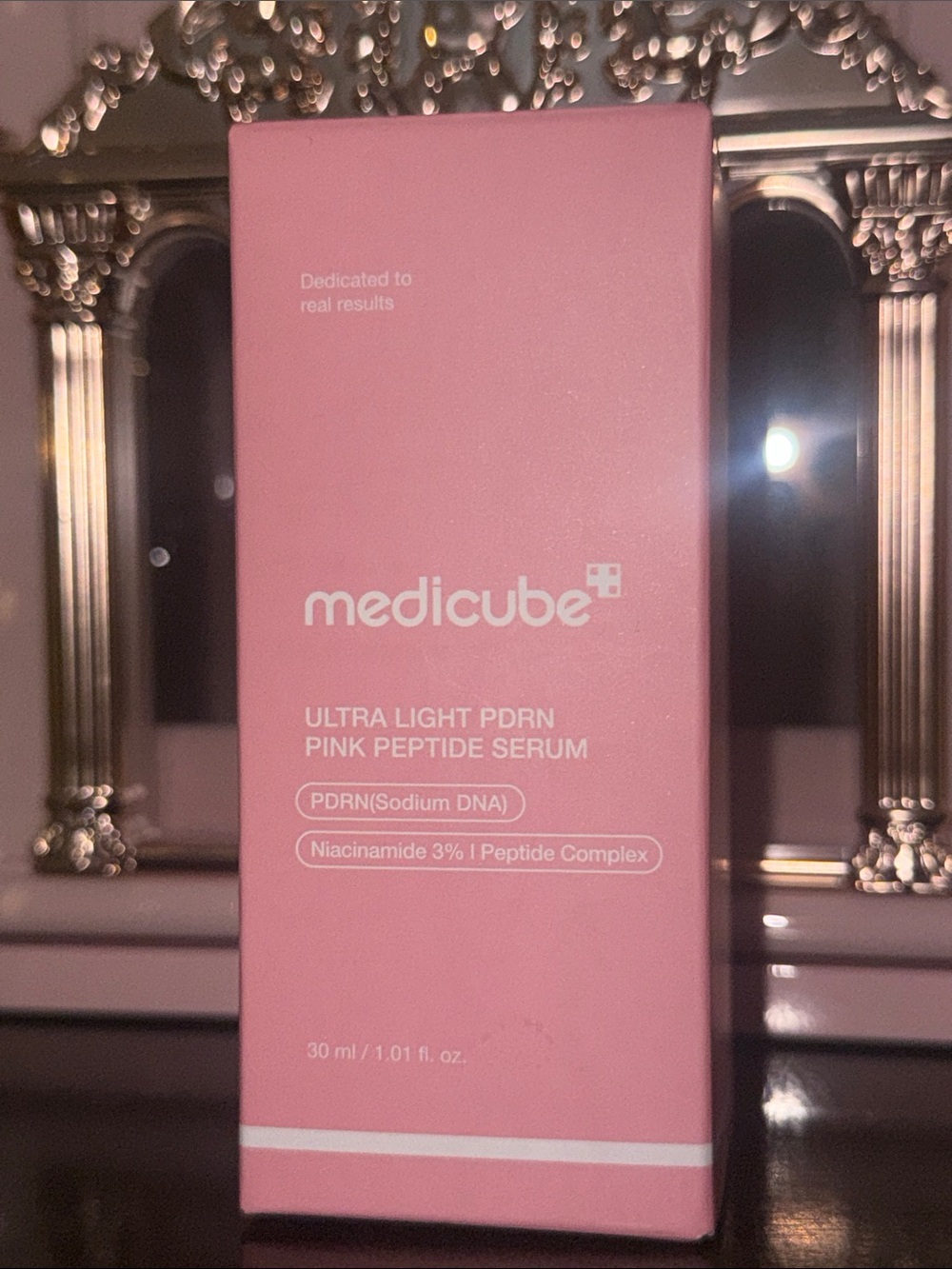Medicube Ultra Light PDRN Pink Peptide Serum - Pink
